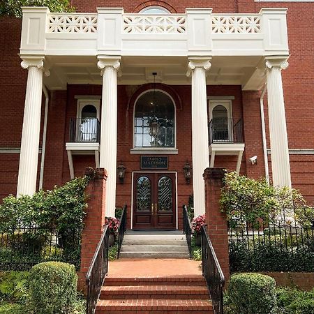 The James Madison Inn Exterior foto