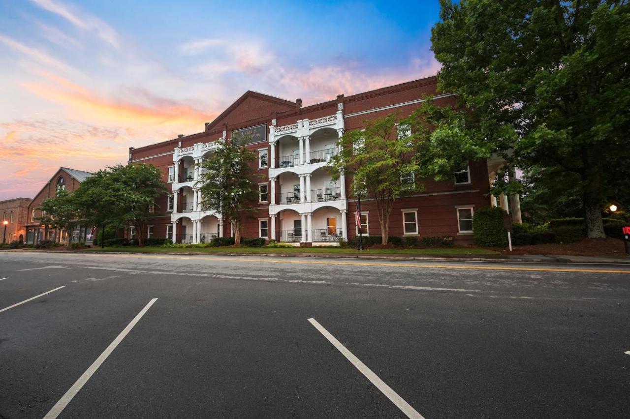 The James Madison Inn Exterior foto